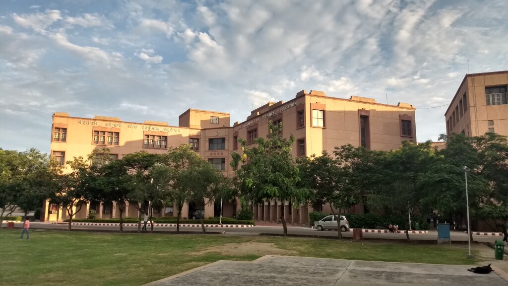 JSS Academy of Technical Education (JSSATEN) was established in the year 1998 in Noida. The college is a private institution approved by AICTE and affiliated with Dr. APJ Abdul Kalam Technical University (AKTU), Lucknow. It is recognized by the NBA. JSS has been ranked as the 18th best college among other NIRF-ranked colleges in UP in 2022 and has secured the rank of 251-300 in the overall category. 